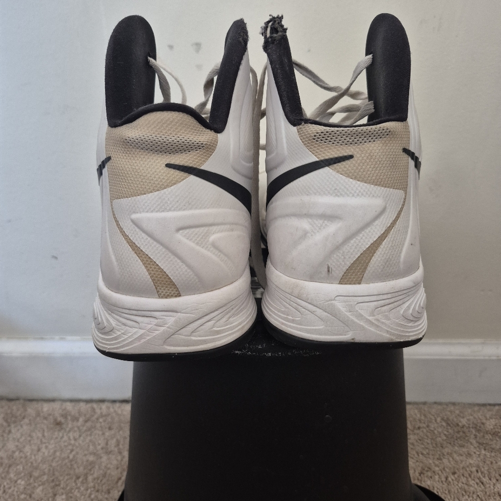 Nike Hyperfuse Tb - image 8